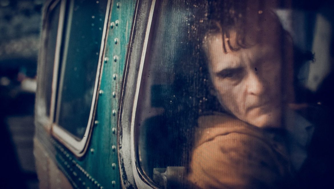 Will Joaquin Phoenix’s Joker laugh at the Oscars