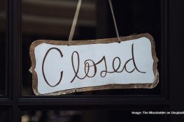 NMMC commissioner will discuss with other civic chiefs on opening of malls in Navi Mumbai