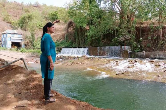 Kharghar Corporator Leena Garad visits Hetawane Dam